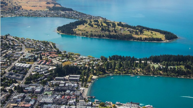 more_about_queenstown_banner